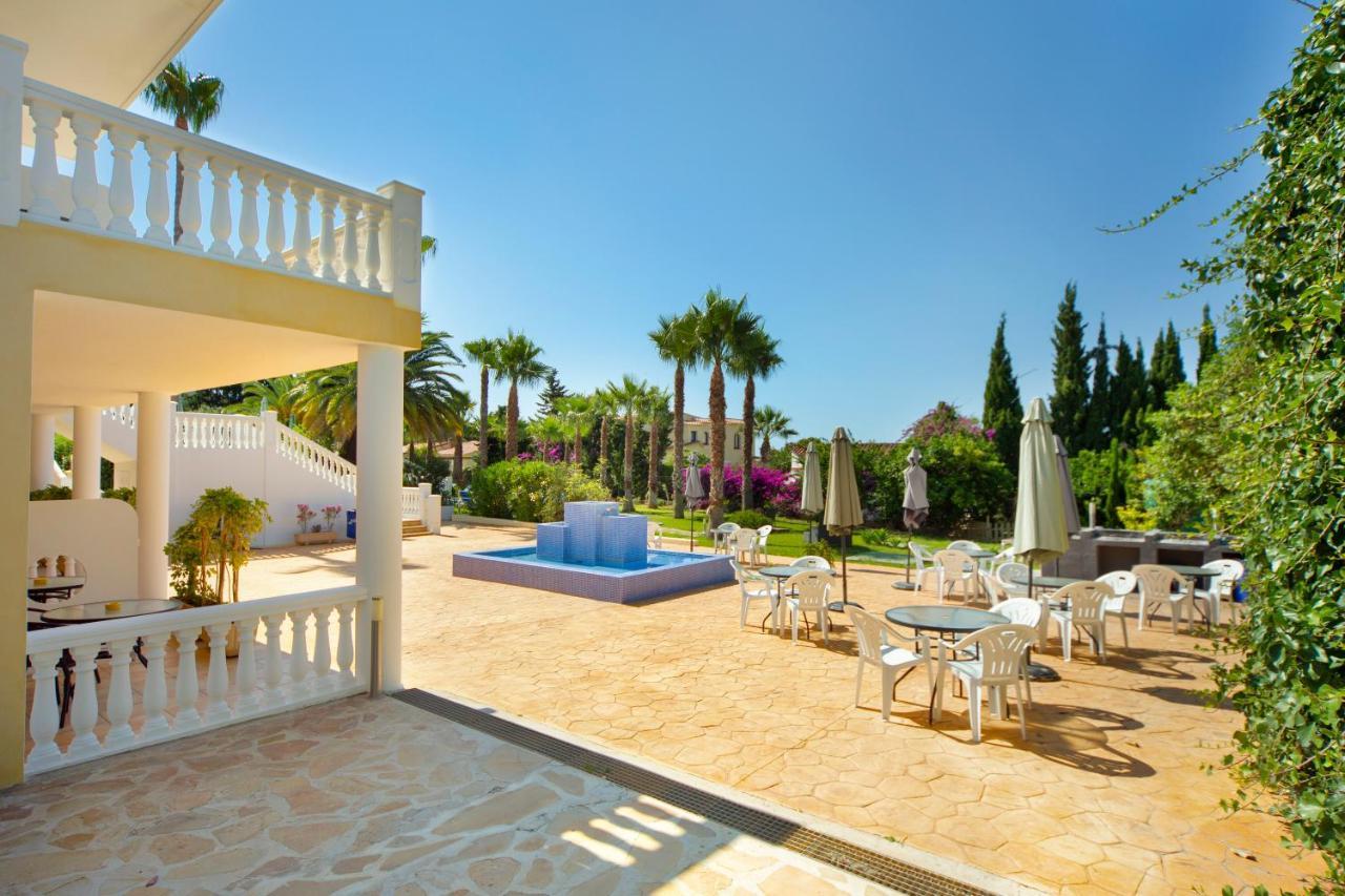 Aparthotel Carrio Sol - Monty'S Calpe Exterior photo