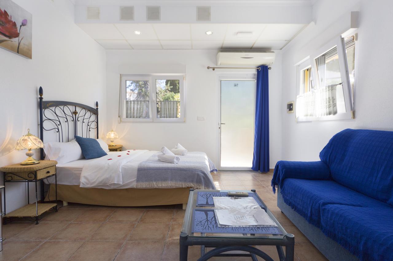Aparthotel Carrio Sol - Monty'S Calpe Room photo