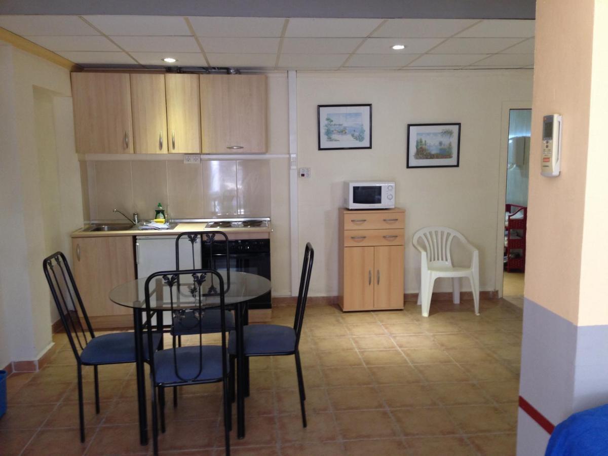 Aparthotel Carrio Sol - Monty'S Calpe Room photo
